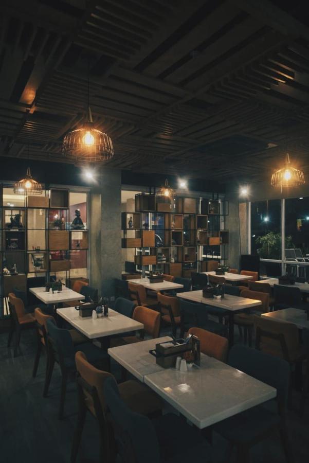 Ayani Hotel Banda Aceh Luaran gambar