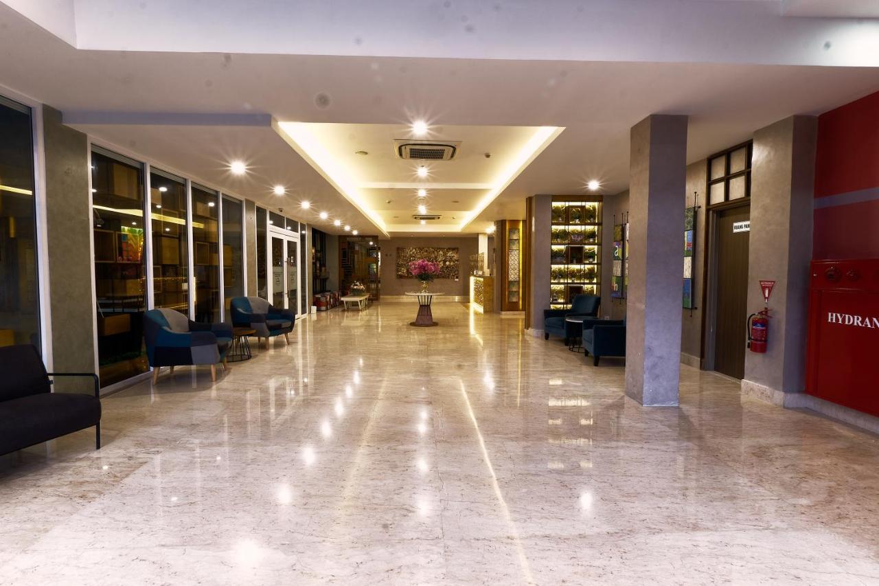 Ayani Hotel Banda Aceh Luaran gambar